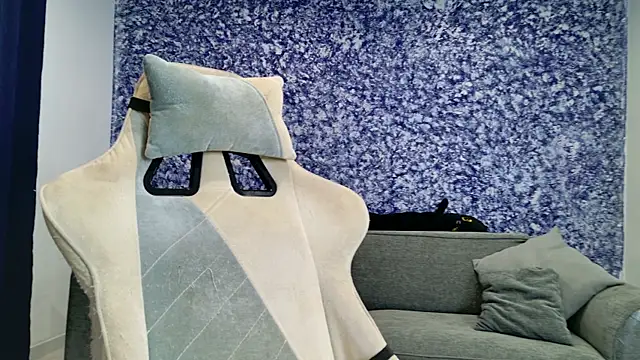 Snapshot of Miss_Mia_Murr chatting on 23, 4, 2026 Miss Mia Murr online show from 23, 4, 2026