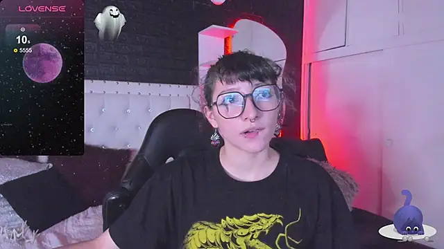 Ghosty Doll online show from 9, 1, 2025