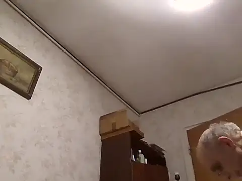 mariusica1xh online show from 4, 11, 2025