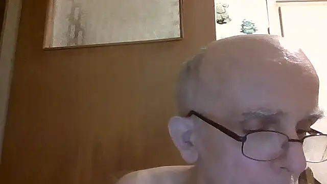 Snapshot of mariusica1@xh chatting on 14, 7, 2026 mariusica1xh online show from 14, 7, 2026