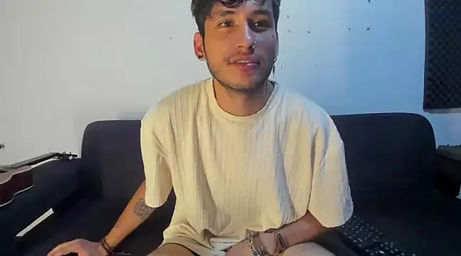 Snapshot of Henrikk_senn chatting on 3, 12, 2024 Henrikk senn online show from 3, 12, 2024