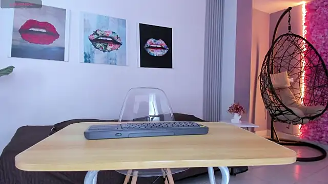 Angela donnato online show from 22, 9, 2025