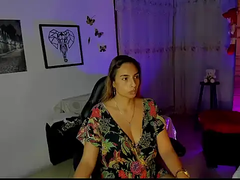 Snapshot of mykaelahoney chatting on 20, 2, 2026 mykaelahoney online show from 20, 2, 2026
