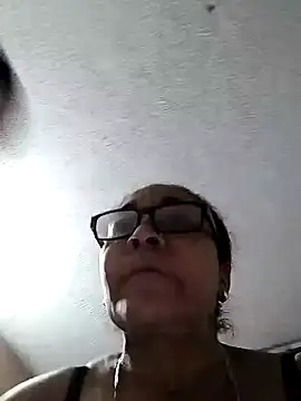 CafeCaliente69 online show from 14, 1, 2025