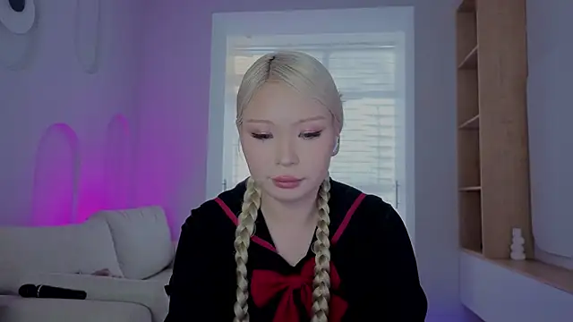 Snapshot of RileyMee chatting on 13, 9, 2025 RileyMee online show from 13, 9, 2025