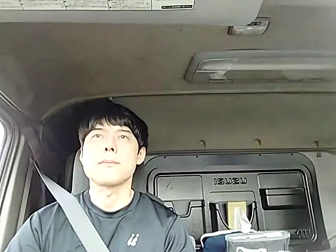 Snapshot of whitebriefboy chatting on 25, 5, 2026 whitebriefboy online show from 25, 5, 2026
