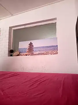 Snapshot of Candy_Love_18 chatting on 7, 1, 2025 Candy Love 18 online show from 7, 1, 2025