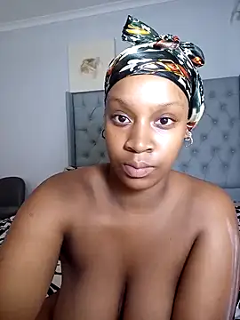 Snapshot of Candy_Love_18 chatting on 6, 2, 2025 Candy Love 18 online show from 6, 2, 2025