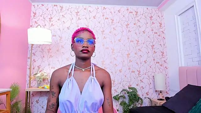 amber-hill online show from 16, 4, 2026