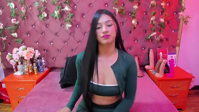 Mariana Prin online show from 2, 11, 2025