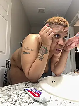 SexyHoneyRedd online show from 25, 2, 2025