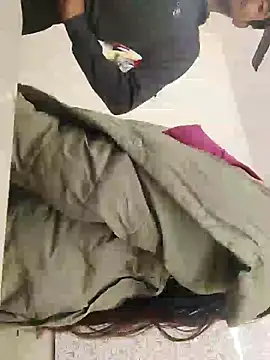 Snapshot of riya190 chatting on 4, 12, 2024 riya190 online show from 4, 12, 2024