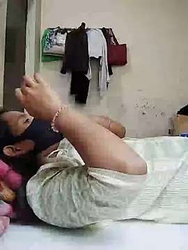 Snapshot of riya190 chatting on 6, 2, 2025 riya190 online show from 6, 2, 2025