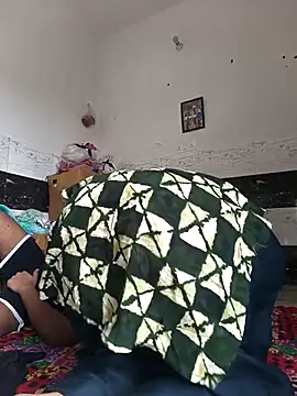 Snapshot of riya190 chatting on 18, 9, 2025 riya190 online show from 18, 9, 2025