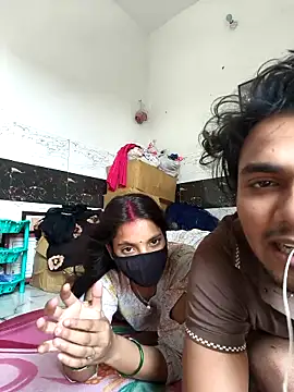 Snapshot of riya190 chatting on 4, 10, 2025 riya190 online show from 4, 10, 2025