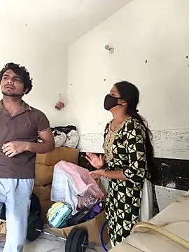 Snapshot of riya190 chatting on 14, 10, 2025 riya190 online show from 14, 10, 2025