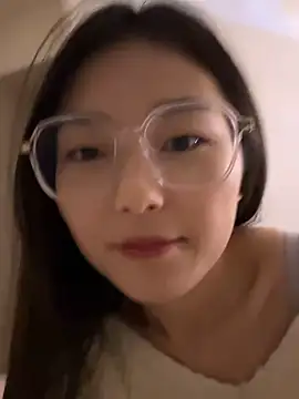 Snapshot of Sweet-Angel999 chatting on 23, 2, 2025 Sweet-Angel999 online show from 23, 2, 2025