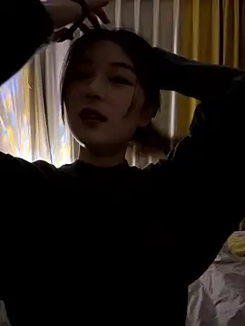 Sweet-Angel999 online show from 18, 1, 2026