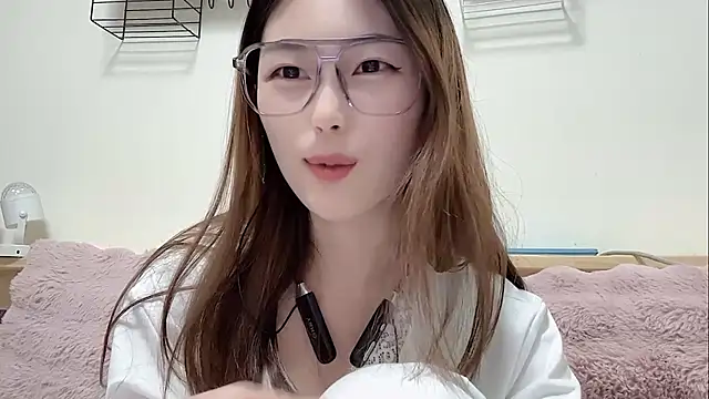 Sweet-Angel999 online show from 25, 2, 2026