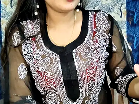 Aarvi Arora online show from 22, 11, 2025