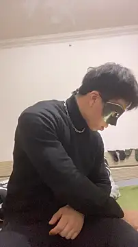 Snapshot of shuai321 chatting on 12, 1, 2025 shuai321 online show from 12, 1, 2025