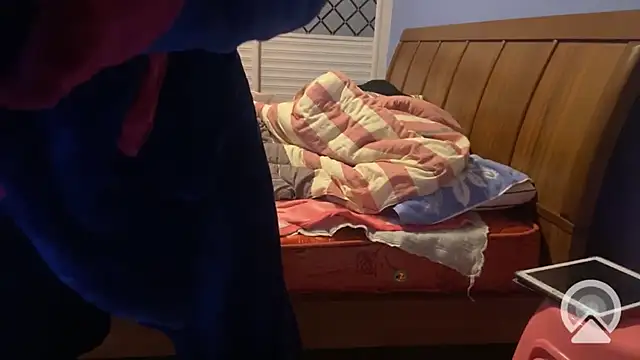 Snapshot of shuai321 chatting on 4, 2, 2025 shuai321 online show from 4, 2, 2025