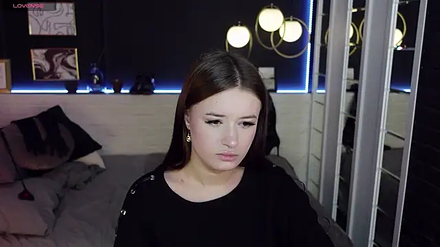 Snapshot of Lily_Moonlight chatting on 27, 12, 2024 Lily Moonlight online show from 27, 12, 2024