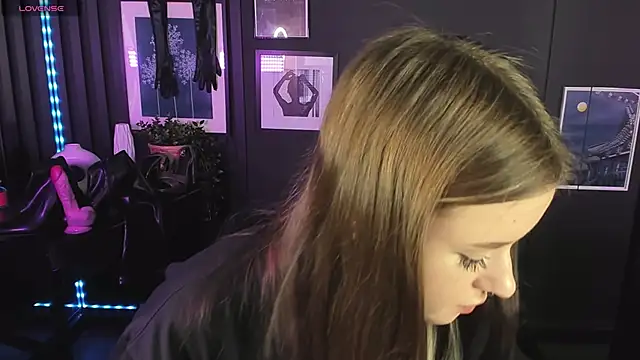 Snapshot of Lily_Moonlight chatting on 14, 1, 2025 Lily Moonlight online show from 14, 1, 2025