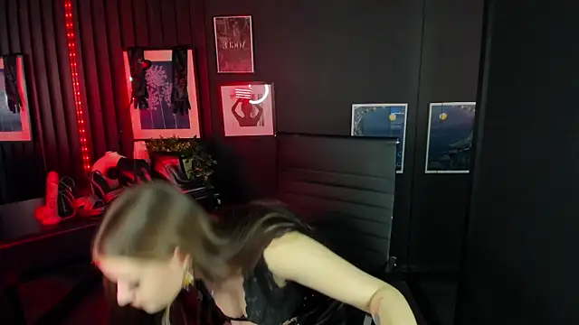 Snapshot of Lily_Moonlight chatting on 22, 3, 2025 Lily Moonlight online show from 22, 3, 2025