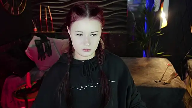 Snapshot of Lily_Moonlight chatting on 22, 10, 2025 Lily Moonlight online show from 22, 10, 2025