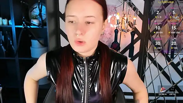 Lily Moonlight online show from 6, 2, 2026