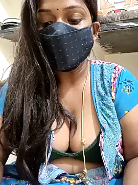 Snapshot of Renuma chatting on 15, 2, 2025 Renuma online show from 15, 2, 2025