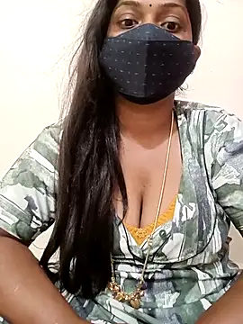 Snapshot of Renuma chatting on 18, 2, 2025 Renuma online show from 18, 2, 2025