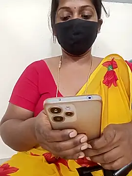 Snapshot of Renuma chatting on 21, 2, 2025 Renuma online show from 21, 2, 2025