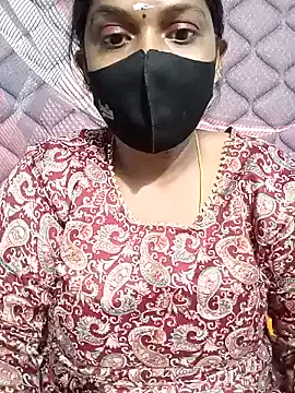 Snapshot of Renuma chatting on 13, 9, 2025 Renuma online show from 13, 9, 2025