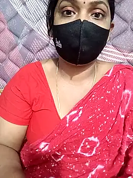 Snapshot of Renuma chatting on 29, 10, 2025 Renuma online show from 29, 10, 2025