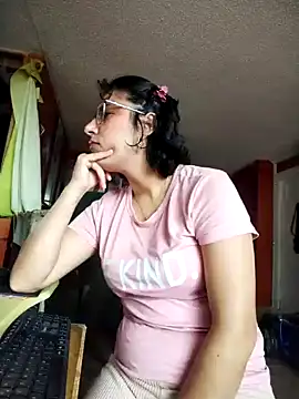 Im Alma  online show from 11, 3, 2025