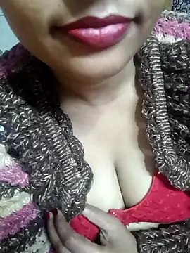 Snapshot of Wifesuman40 chatting on 16, 12, 2024 Wifesuman40 online show from 16, 12, 2024