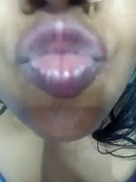Snapshot of Wifesuman40 chatting on 21, 1, 2025 Wifesuman40 online show from 21, 1, 2025