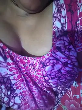 Snapshot of Wifesuman40 chatting on 5, 11, 2025 Wifesuman40 online show from 5, 11, 2025