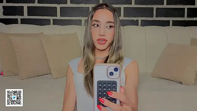 Snapshot of Goddivaa chatting on 4, 8, 2026 Goddivaa online show from 4, 8, 2026