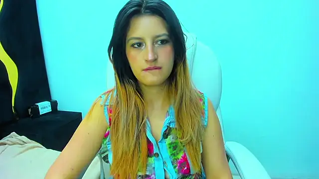 GiaRoussel online show from 14, 3, 2025