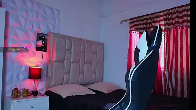 santyago taylor online show from 5, 1, 2025