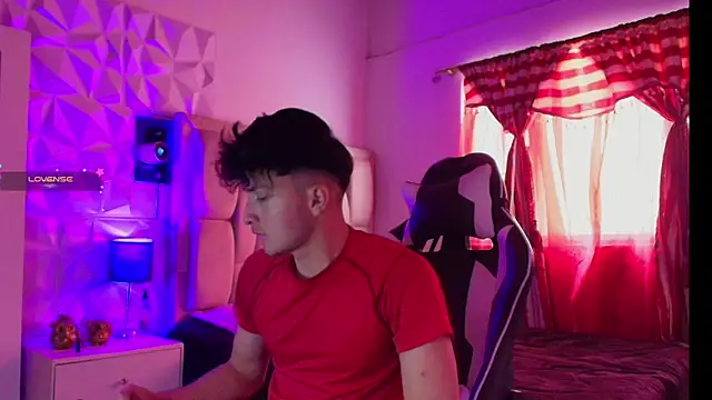 santyago taylor online show from 7, 1, 2025