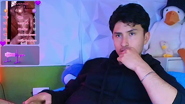 santyago taylor online show from 8, 10, 2025