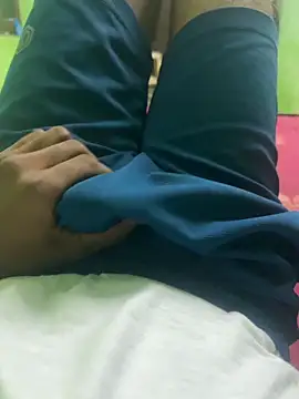 Snapshot of pussylover143x chatting on 11, 11, 2025 pussylover143x online show from 11, 11, 2025