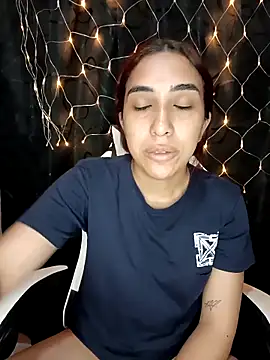 Snapshot of ifeelverywet_andhot chatting on 18, 9, 2025 ifeelverywet andhot online show from 18, 9, 2025