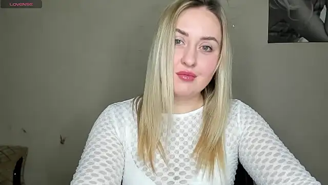 Snapshot of KennaJamess8 chatting on 2, 1, 2025 KennaJamess8 online show from 2, 1, 2025