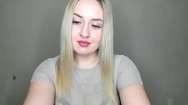 Snapshot of KennaJamess8 chatting on 4, 2, 2025 KennaJamess8 online show from 4, 2, 2025