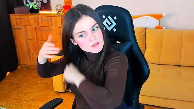 Snapshot of Lora_Cain chatting on 9, 1, 2025 Lora Cain online show from 9, 1, 2025